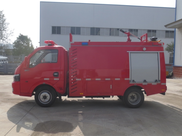 途逸單排水罐消防車(chē)（藍(lán)牌）