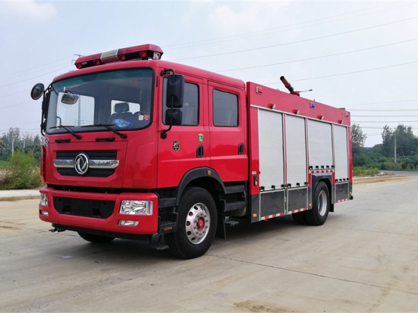 JDF5171GXFSG70/E6型水罐消防車(chē)